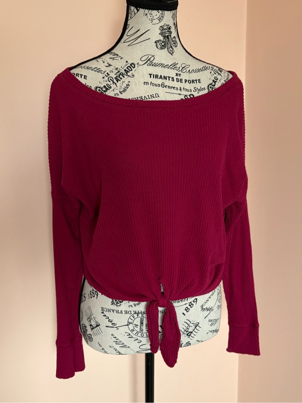 Abercrombie & Fitch Off-Shoulder Raspberry Tie-Front Sweater - Picture 2 of 4